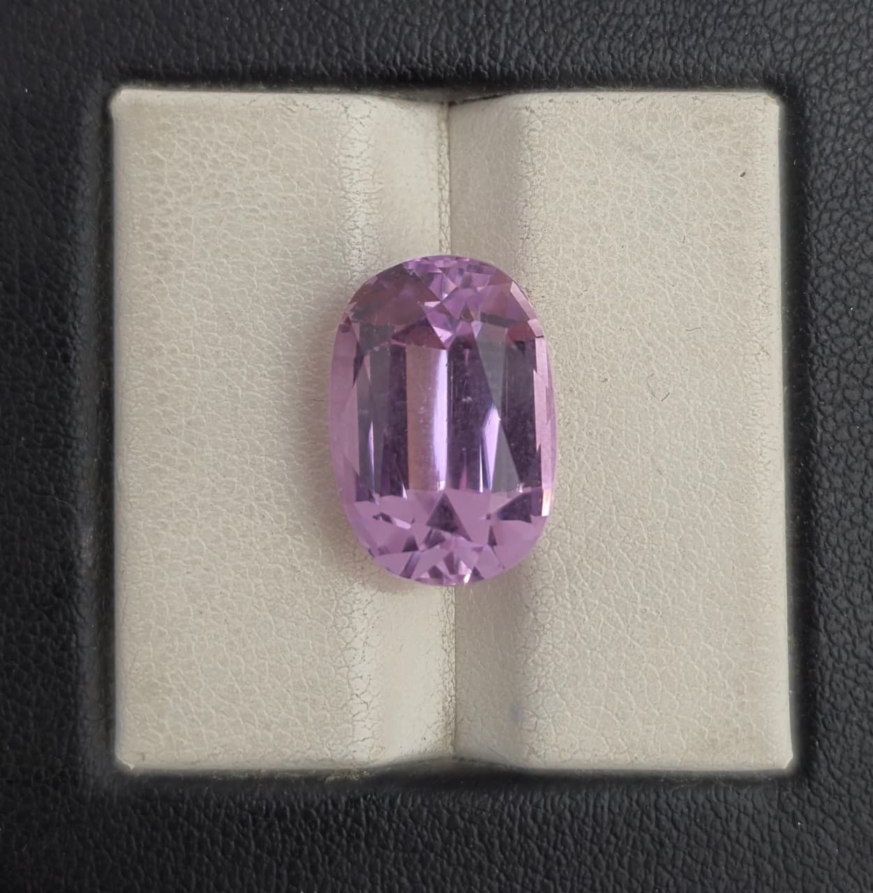 Kunzite Gemstone 14.87ct
