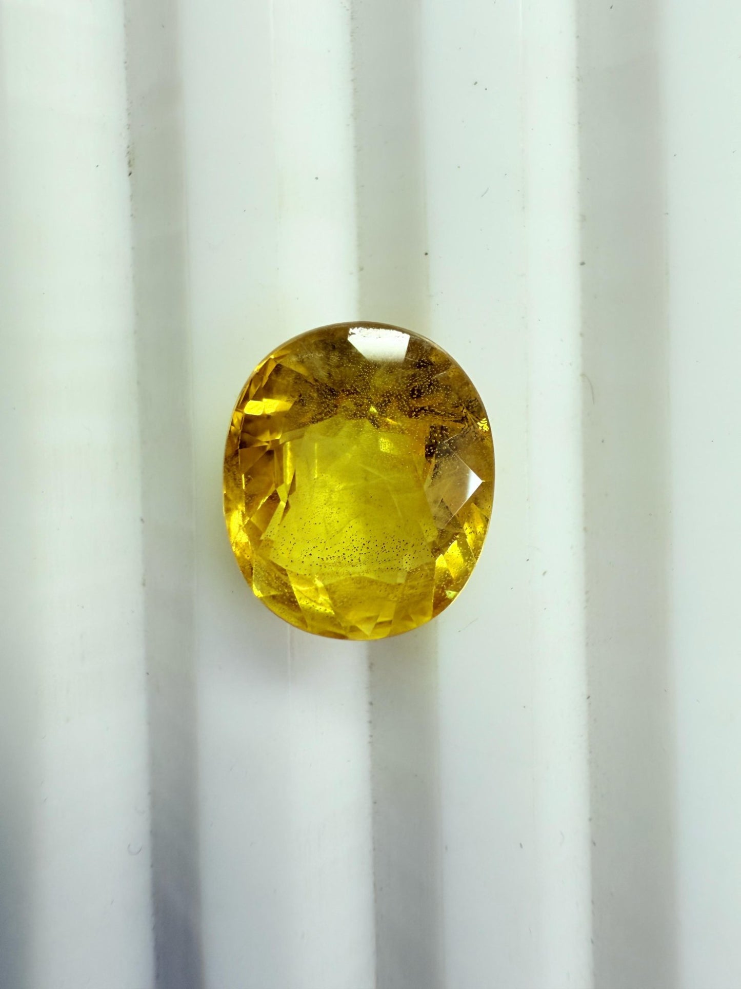 Yellow Sapphire Gemstone (4.45ct)
